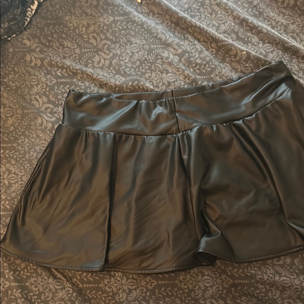 SHEIN Black Mini Skirt